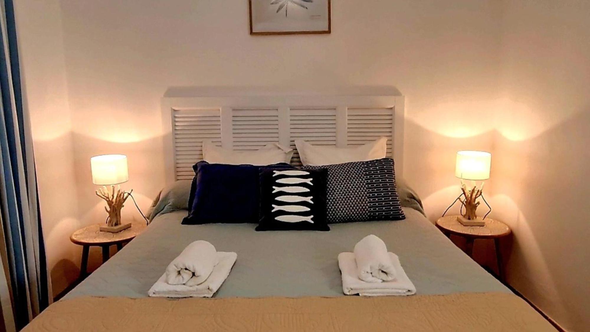 Appartement Kalliste, Logements Avec Vue Citadelle De Bonifacio Exteriör bild